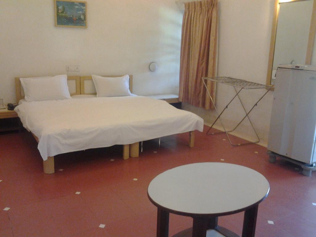 Golden Swan Beach Resort Муруд Экстерьер фото