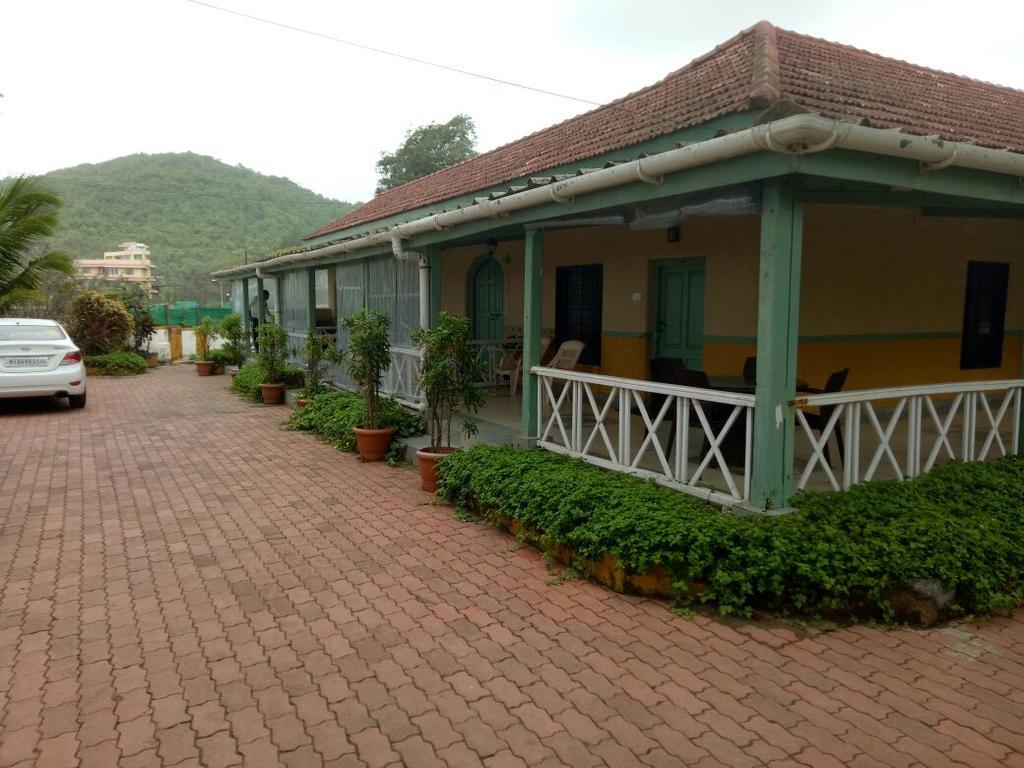 Golden Swan Beach Resort Муруд Экстерьер фото